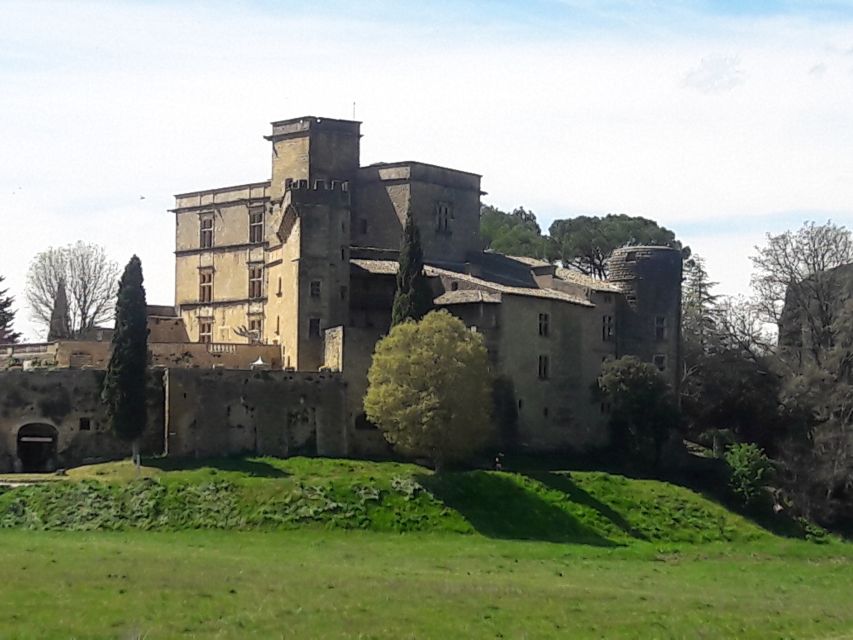 From Marseille: Luberon Market & Villages Full-Day Tour - The drive, the schedule and the small-group advantage