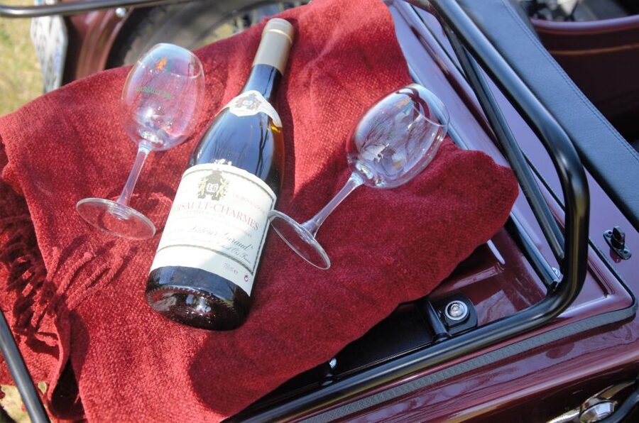 From Meursault: Private Sidecar Tour & Vineyard Wine Tasting - The vineyard tasting: a glass with a sense of place