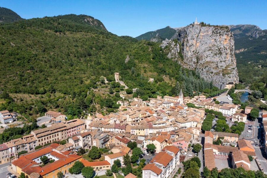 From Nice: Gorges du Verdon Guided Tour - The Verdon Gorge and its 700-meter walls