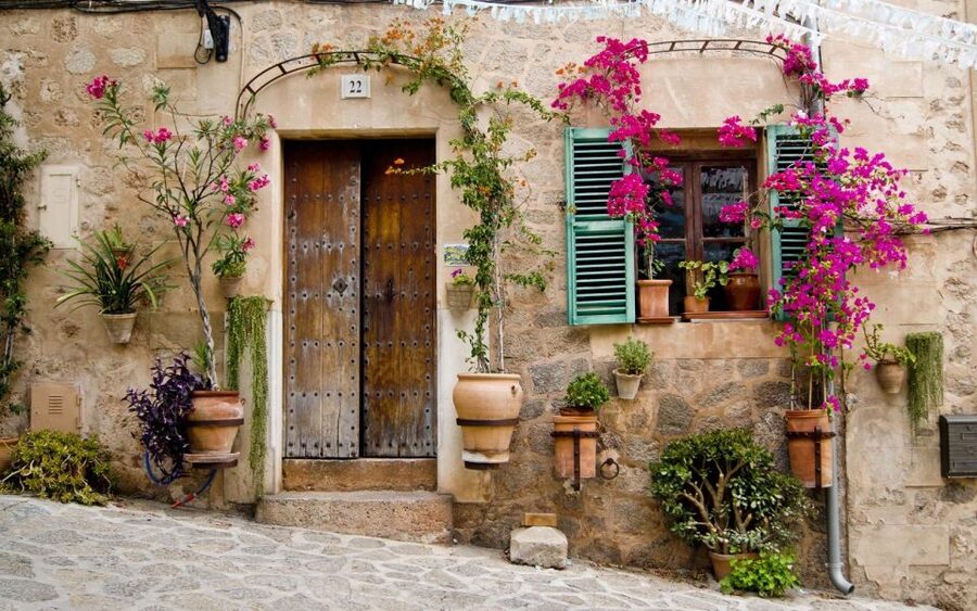 From Nice: Provence and its Medieval Villages Full-Day Tour - Why this day trip works from Nice