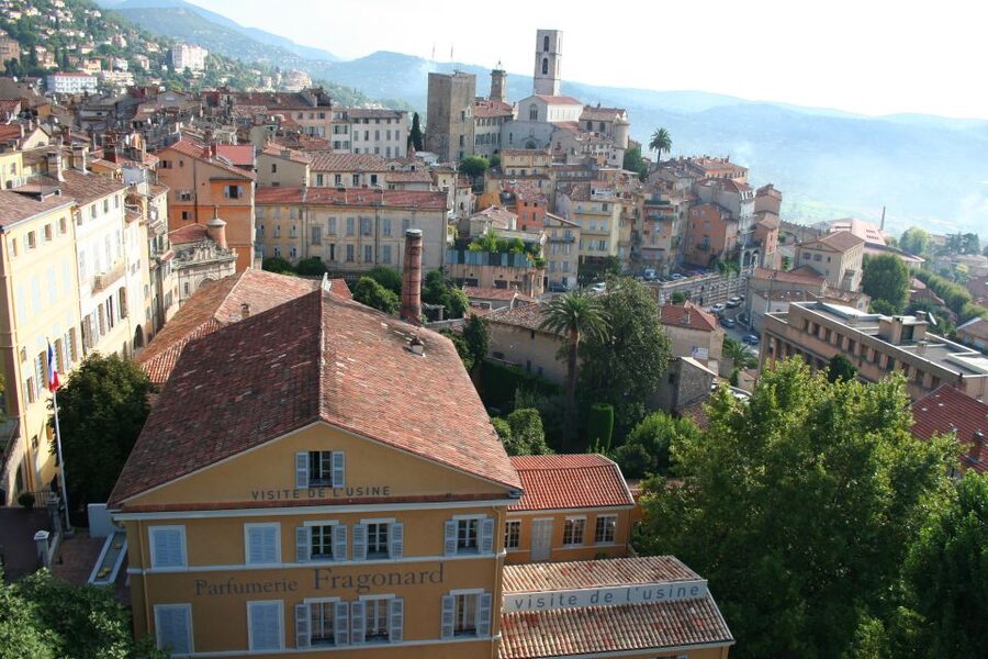 From Nice: Provence Countryside Day Trip - Cannes gives you a quick taste of Riviera glamour