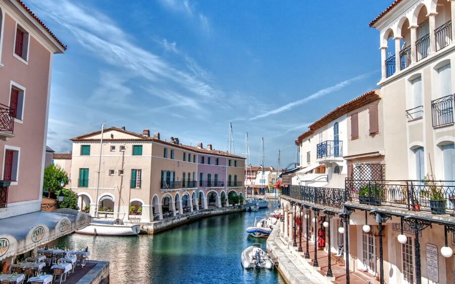 From Nice: Saint-Tropez and Port Grimaud Full-Day Tour - Port Grimaud, the Little French Venice