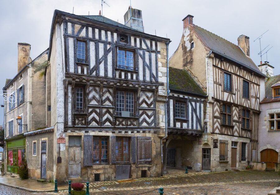 From Paris: Burgundy Region Winery Tour with Tastings - The long drive, small van, and timing