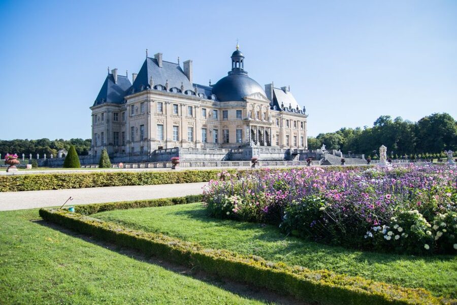 From Paris: Chateau de Fontainebleau & Vaux-Le-Vicomte Tour - Six details that shape the day