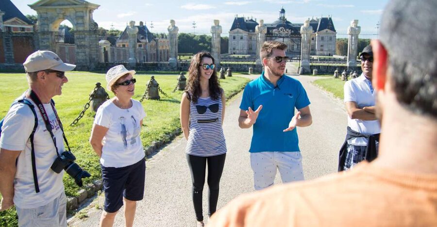 From Paris: Chateau de Fontainebleau & Vaux-Le-Vicomte Tour - Leaving Paris in a small minibus