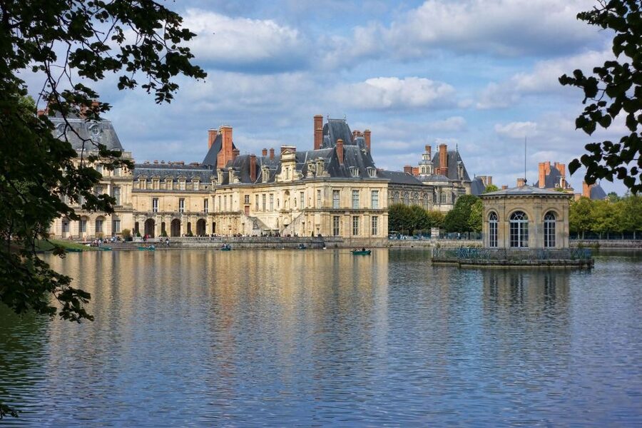 From Paris: Fontainebleau & Vaux-le-Vicomte Private Tour - Should you book this private day trip?