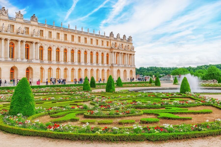 From Paris: Giverny and Versailles Palace Guided Day Trip - The transfer to Versailles