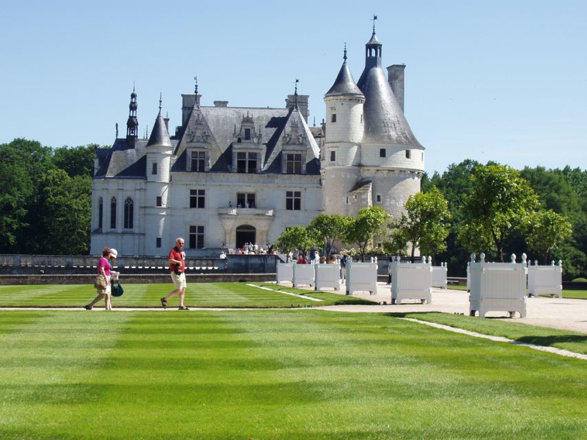 From Paris: Loire Valley Castles Full-Day Tour with Lunch - Why this Loire Valley day trip works