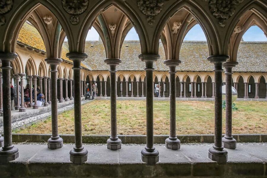 From Paris: Mont Saint-Michel Tour with Hotel Pickup Service - Viewpoints and the Normandy countryside