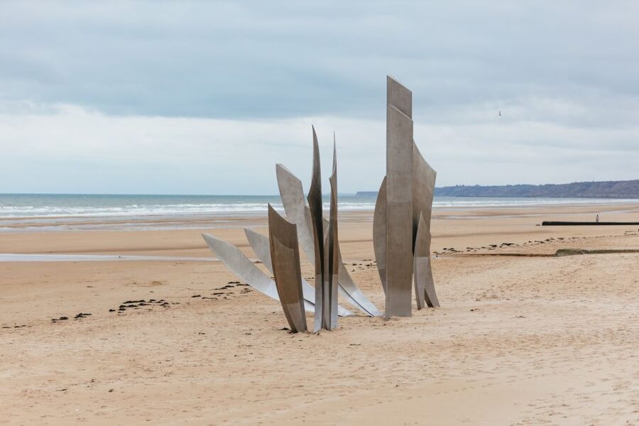 From Paris: Normandy D-Day Landing Beaches Full-Day Tour - The five details that shape the day