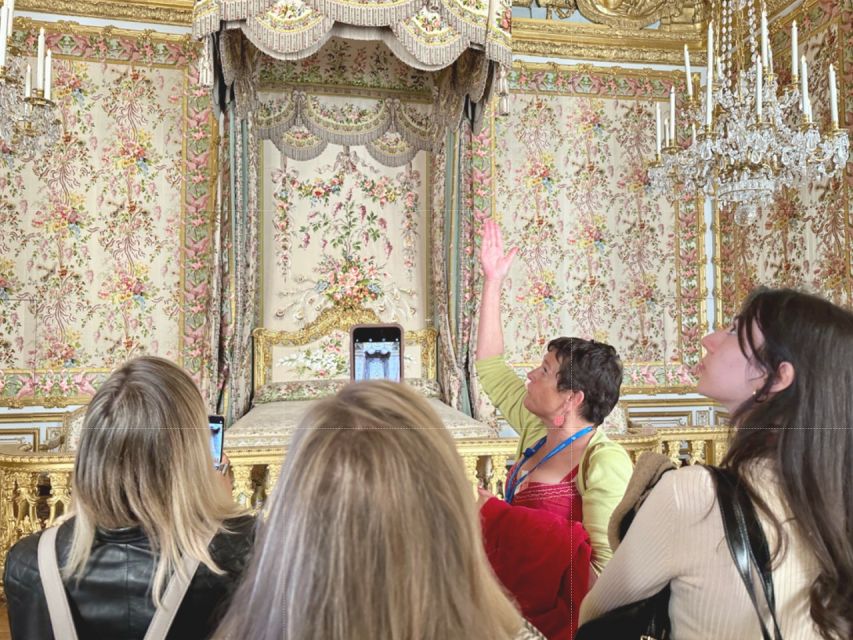 From Paris: Versailles Palace And Garden Tour with Transfers - Entering the Palace of Versailles without the usual wait