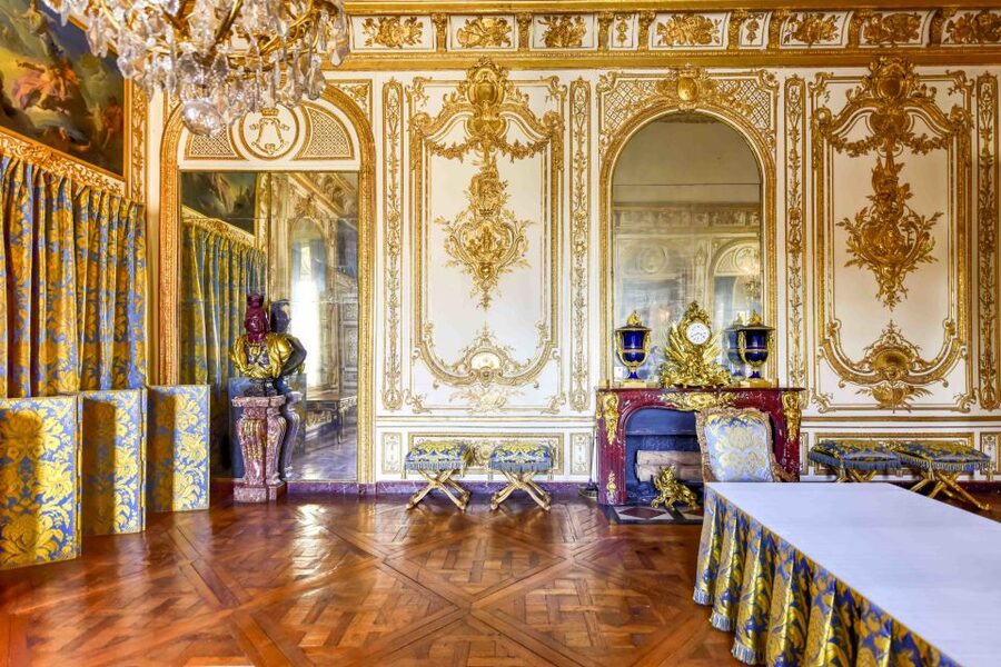 From Paris: Versailles Palace Self Guided & Gardens tickets - Who should book this half-day tour?