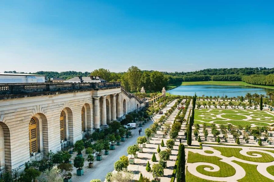 From Paris: Versailles Skip-the-Line Tour & Gardens Access - Entering Versailles through the palace apartments