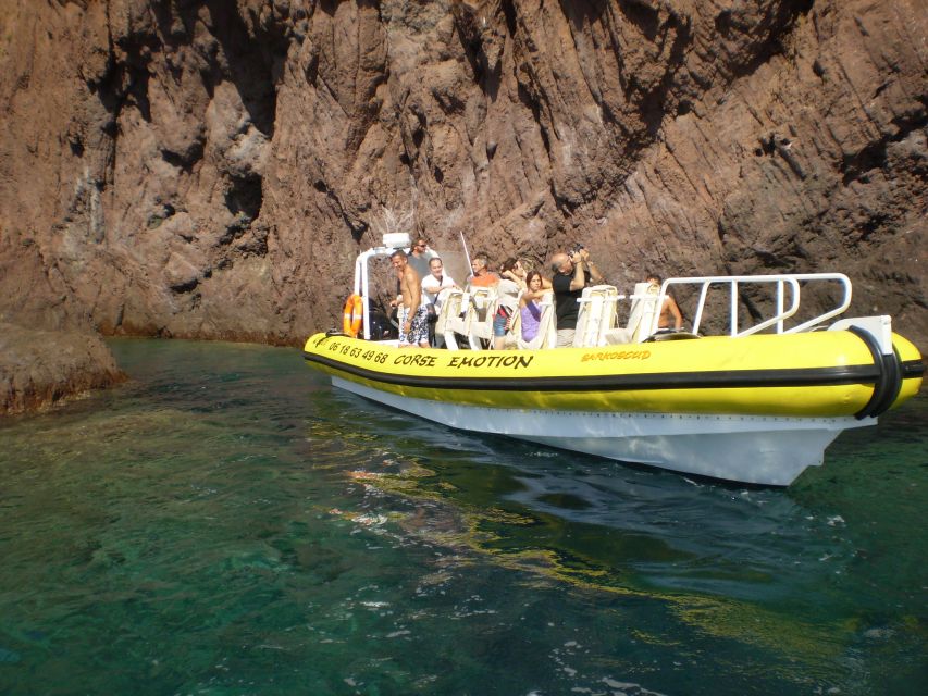 From Porto: Calanche de Piana and Capo Rosso Boat Tour - Leaving Porto and settling into the ride