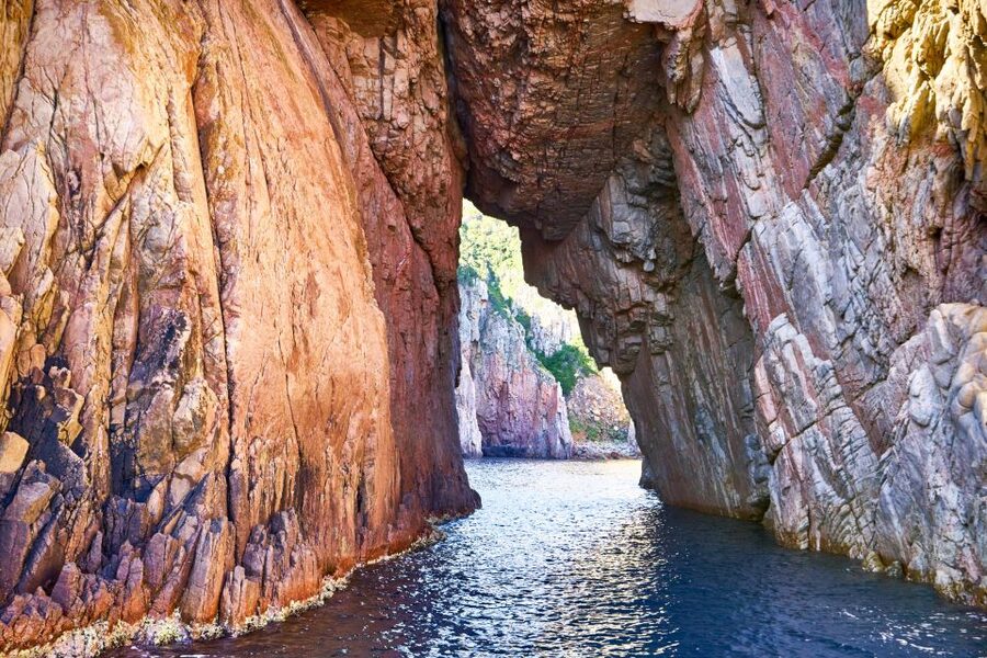 From Porto: Scandola & Girolata Tour by Boat - Girolata: a short stop with real character