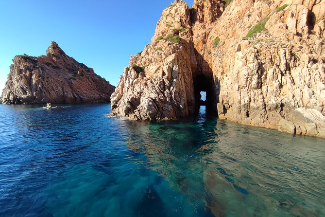 From Sagone/Cargèse: Scandola Girolata Calanques Piana Snorkeling - Why this half-day cruise works so well
