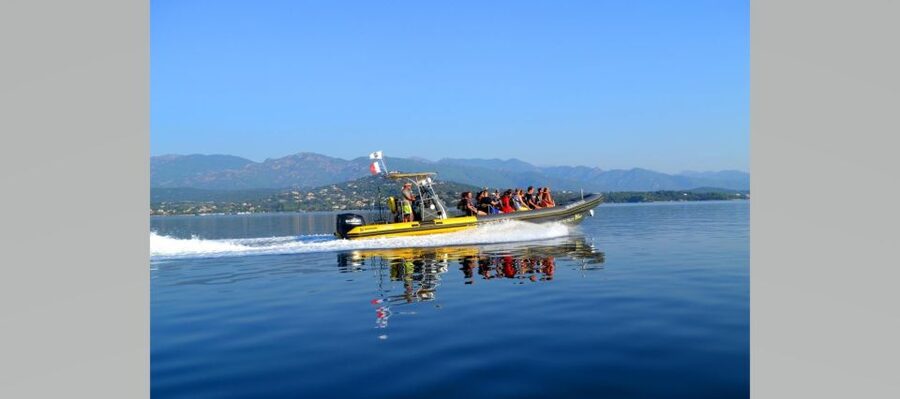 From Santa Giulia SUNSET Cruise & Apéritif - Who should book this Santa Giulia cruise?