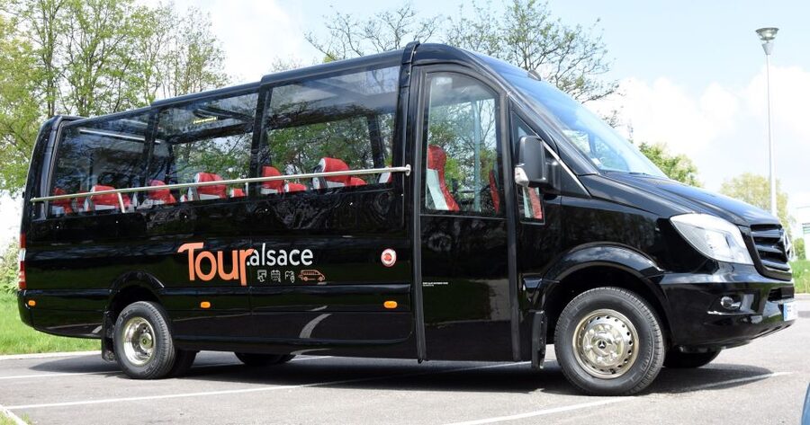 From Strasbourg: Best Of Alsace Historical Day Trip - French driver, multilingual audio, and the tour style
