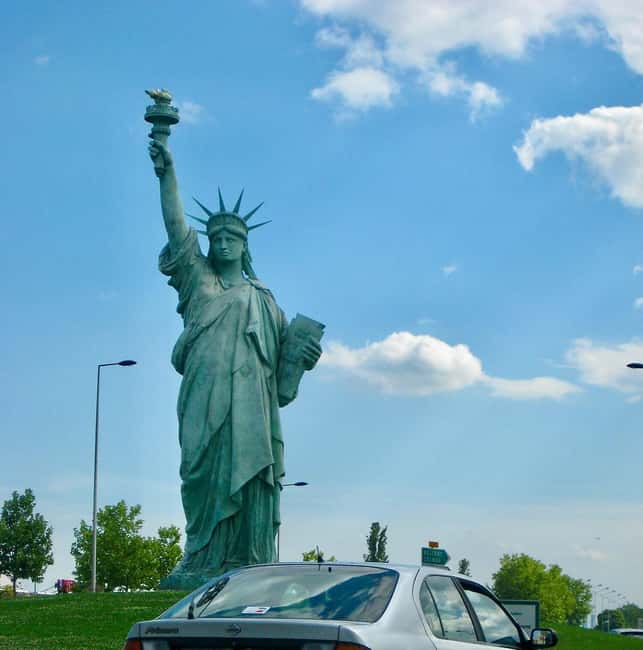 From Strasbourg: Castle, Riquewihr & Colmar Private DayTrip - Driver service versus a guided tour