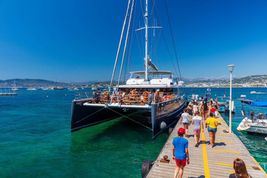 Full-Day Catamaran Cruise Departing from Cannes - What the crew does well, and what it does not