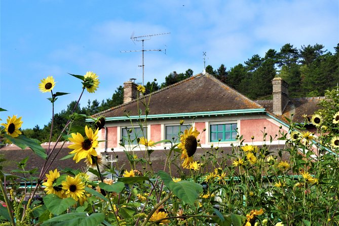 Giverny Monet House and Gardens Skip the line Walking tour - Is $63.86 a fair price?