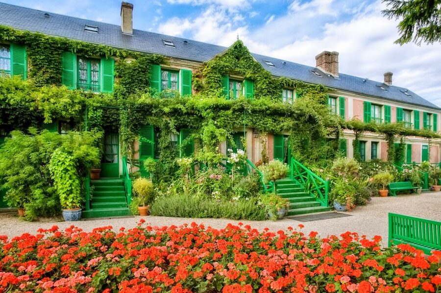 Giverny: Monet's House and Gardens Guided Tour - Why a guide changes the visit at Monet’s Giverny