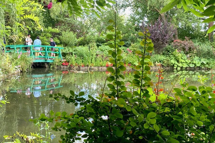 Giverny Versailles Trianon Small Group by Minivan from Paris - The gardens, Trianons, and royal hamlet