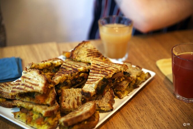 Gourmet Vegan Private Tour of Lyon 3 hours - Key points at a glance