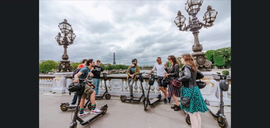 Guided Electric Scooter Tour of Paris - The Musée d’Orsay and the Seine