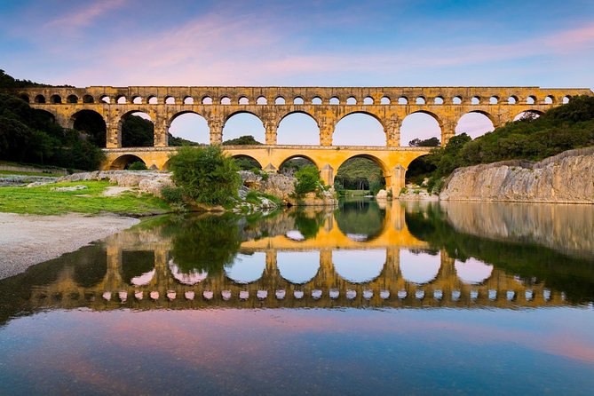Half Day Pont-du-Gard, Uzès, Nîmes Tour from Avignon - A fast route through three very different places