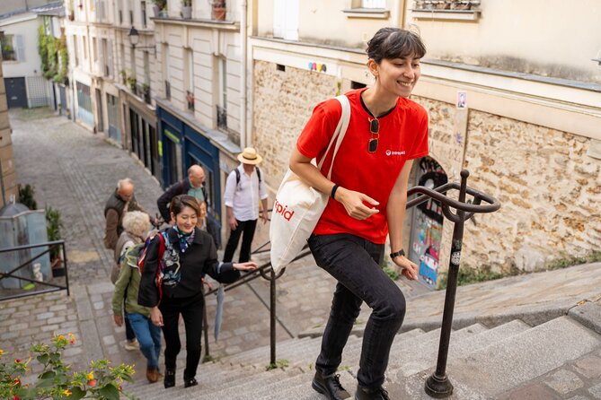 Hidden Montmartre: Paris' Secret Streets Walking Tour - Arriving at Sacré-Coeur from a quieter angle