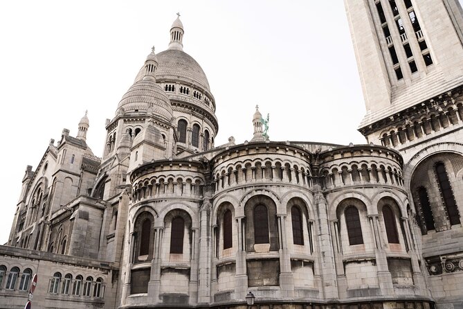 Hidden Montmartre: Paris' Secret Streets Walking Tour - How the guides shape the experience