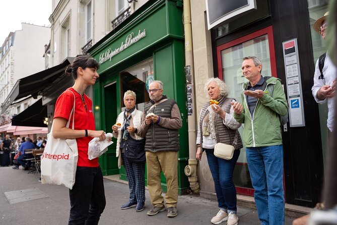 Hidden Montmartre: Paris' Secret Streets Walking Tour - Small group size, pace, and family suitability