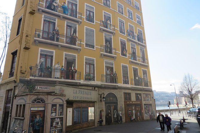 Highlights and Hidden Gems of Lyon Guided Walking Tour (English) - Rue Saint-Jean and the old town finish