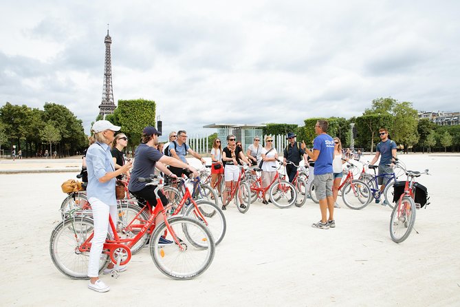 Highlights of Paris Bike Tour w/ a Local Guide (English or Dutch) - The Louvre, Tuileries, and Musée d’Orsay