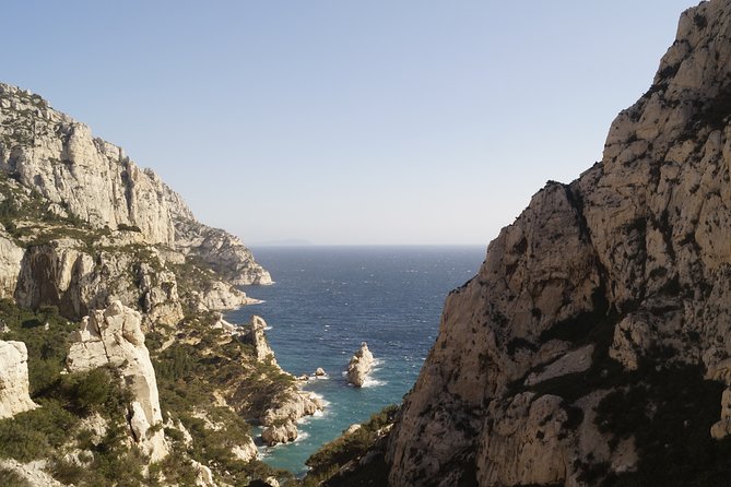 Hiking in the Calanques National park from Marseille - The sea stop at Sugiton