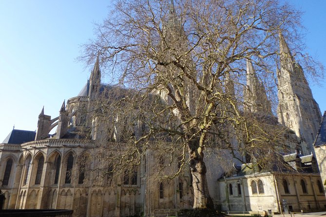 Historic Bayeux Daily Group City Tour In English 2 hrs (Apr-Sept) - Place Charles de Gaulle and liberation on June 7