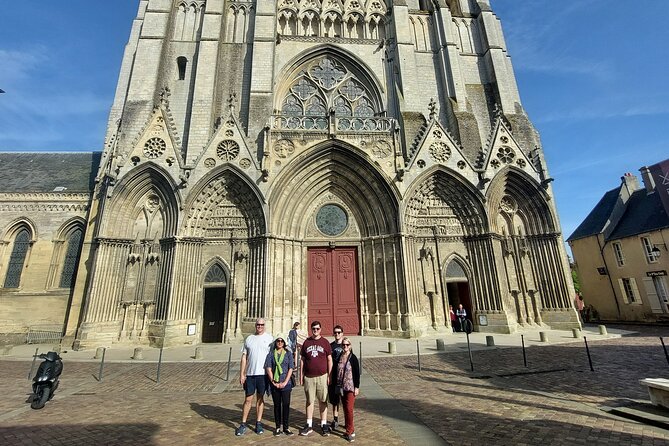 Historic Bayeux Daily Group City Tour In English 2 hrs (Apr-Sept) - Starting at the tourist office at 9:30 am