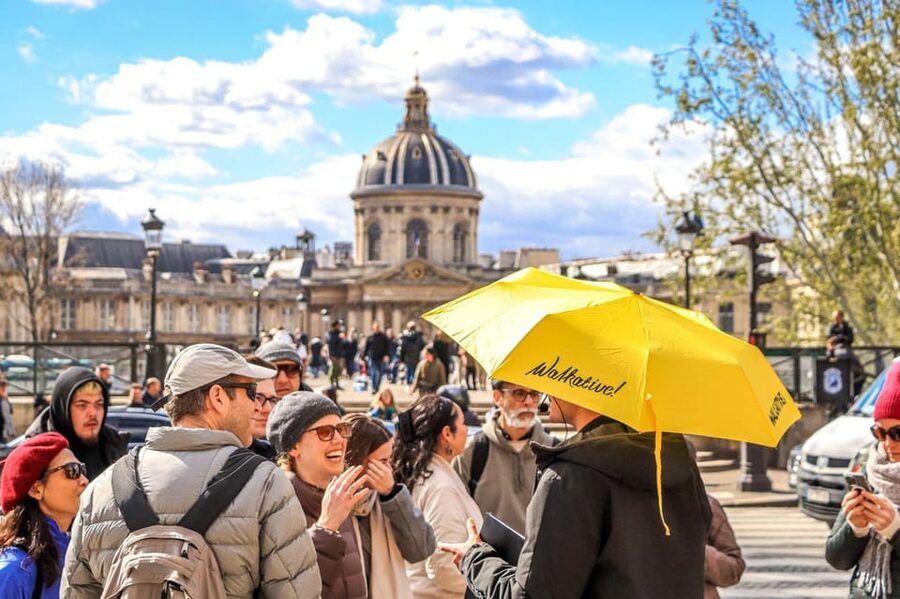 Historic Paris Walking Tour in English - Meeting at Hotel de Ville