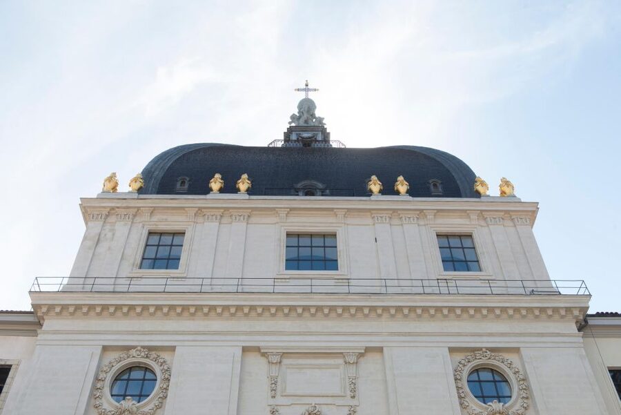Historical and naughty tour of Lyon in french - Walking the Presqu’île with a naughty history lesson