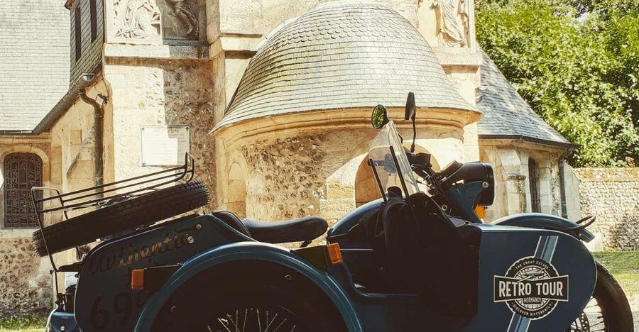 Honfleur: Private Guided City Tour by Vintage Sidecars - Starting in Honfleur with a local pilot