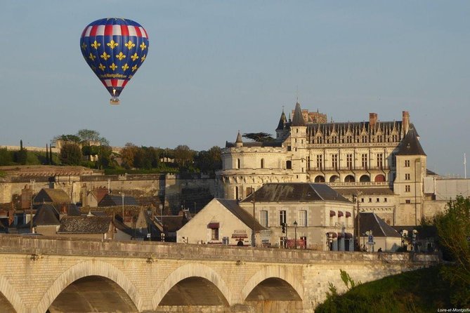 Hot Air Balloon Flight over the castle of Chenonceau / France - Choosing morning or evening