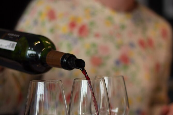 Introduction to Bordeaux wines paired with cheeses & charcuterie - How personal is a group of 12?