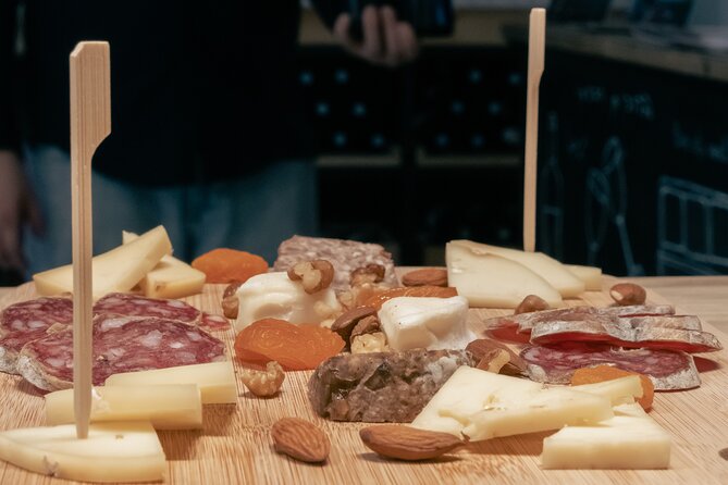 Introduction to Bordeaux wines paired with cheeses & charcuterie - Learning the language of terroir and appellation