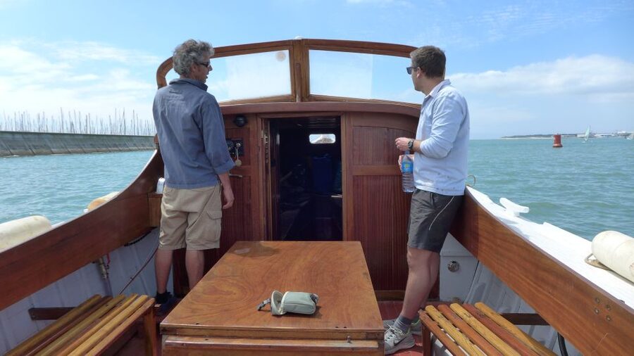 La Rochelle: 1-Hour Boat Tour of the Bay - Crossing toward Les Minimes marina