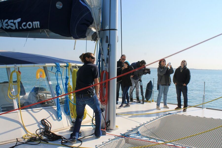 La Rochelle: Coastline Sailing Cruise - A friendly French crew and local stories