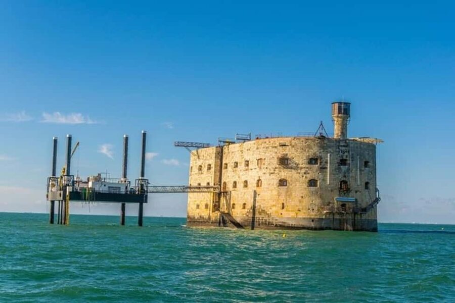 La Rochelle : Private Custom Walking Tour With a Local Guide - Starting at Rue de la Grosse Horloge