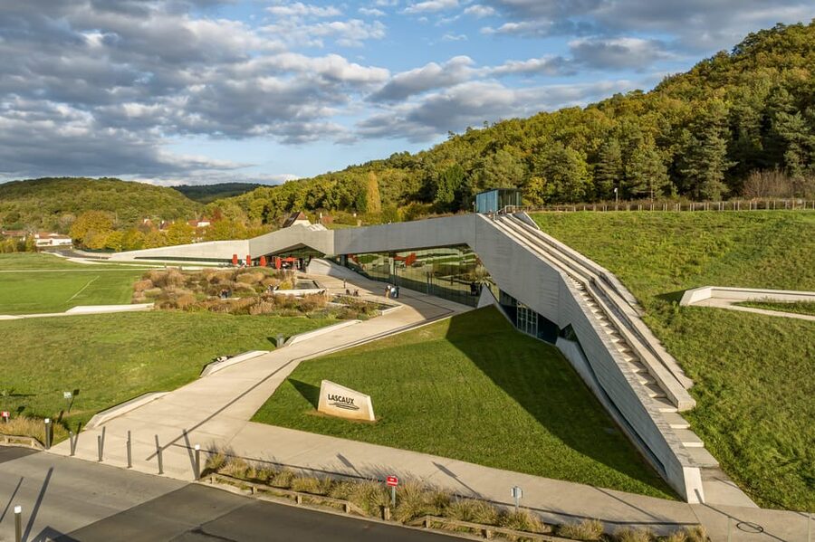 Lascaux IV: Full Replica Cave Experience Ticket - The six scenic areas after the cave