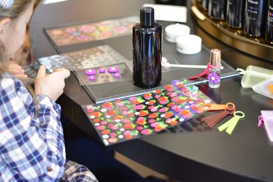 Le Petit Parfumeur: Perfume Creation Children in Grasse - The best part: a souvenir with a child’s name on it