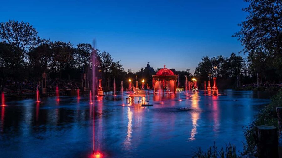 Les Epesses: Puy du Fou Theme Park 1-Day Entry Ticket - Les Noces de Feu after sunset